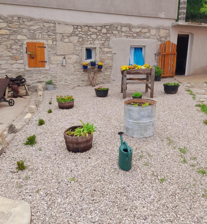 Kuca Za Odmor Lana Διαμέρισμα Kršan Εξωτερικό φωτογραφία